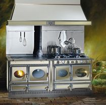 cuisini&egrave;re/chaudi&egrave;re &agrave; bois CASCINA 200LGE J. Corradi