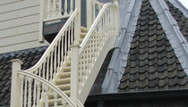 escalier ext&eacute;rieur quart tournant &agrave; limon lat&eacute;ral (structure et marches en bois)  Accsys Technologies