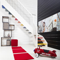 escalier quart tournant suspendu (structure et marches en bois) SNL COLORS novalinea spa