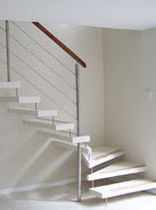 escalier quart tournant suspendu  QUICK-STEP Instant Staircases