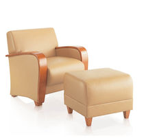 fauteuil &agrave; usage professionnel avec repose-pieds LOLA KI Healthcare