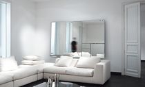 miroir mural contemporain DIVINA by Annemie Vanzieleghem Reflect +