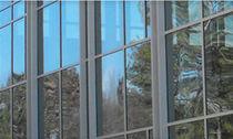 panneau en verre &agrave; contr&ocirc;le solaire &agrave; faible &eacute;missivit&eacute; SOLARBAN&reg;R100 PPG Ideascapes
