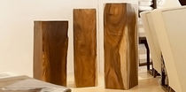pi&eacute;destal contemporain SQUARE  Tucker Robbins