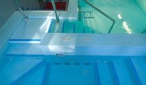 piscine de r&eacute;&eacute;ducation pour kin&eacute;sith&eacute;rapie VASCULAR TREATMENT PATHS CEMI