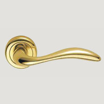 poign&eacute;e de porte en laiton PICASSO CAL