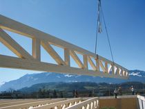 poutre treillis en bois lamell&eacute;-coll&eacute; BSH FACHWERKTR&Auml;GER Kaufmann Holz