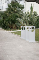 range-v&eacute;lo pour espaces publics ON by Ramon & Bassols Alis