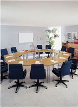 table de conf&eacute;rence modulaire ASPEN R&Ouml;HR-Bush