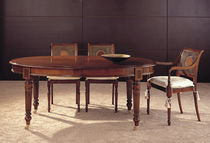 table ronde &agrave; rallonge de style 800 : 82 MEDEA