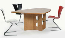 table contemporaine en bois M 21 Tecta