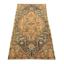 tapis persan &agrave; fleurs en laine (Tabriz, fait main)  GALERIE GIRARD