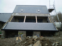 tuile photovolta&iuml;que WALES Solar Slate Ltd