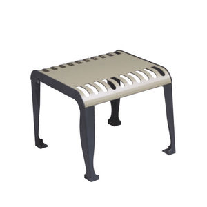 table contemporaine / en acier / rectangulaire / d'extérieur