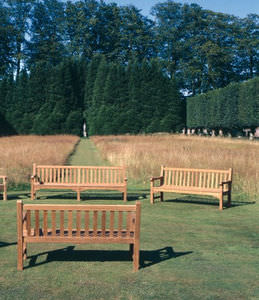 banc de jardin / classique / en teck / avec dossier