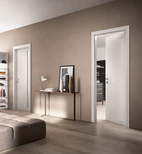 porte d'intérieur / battante / en bois / semi-vitrée