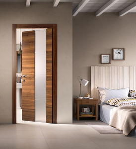 porte d'intérieur / battante / en bois / semi-vitrée