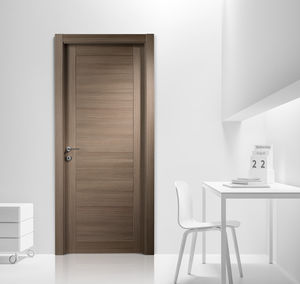 porte d'intérieur / battante / en bois / en stratifié