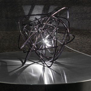 lampe de table / design original / en métal / à LED