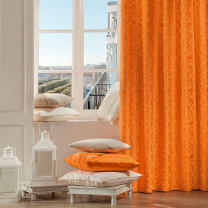 tissu d'ameublement / pour rideaux / à fleurs / en polyester