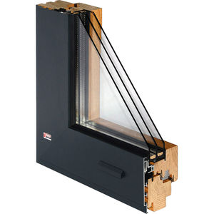 fenêtre battante / en bois / en aluminium / à triple vitrage