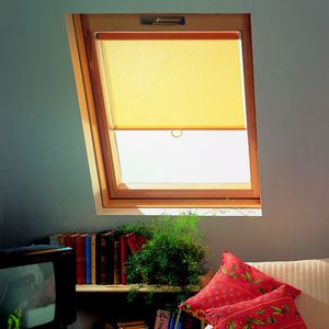 stores enrouleurs / en toile / pour fenêtres de toits / sur mesure