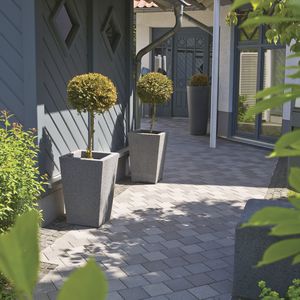 jardinière en pierre / carrée / contemporaine