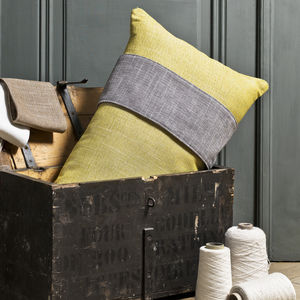 tissu d'ameublement / pour rideaux / uni / en polyester