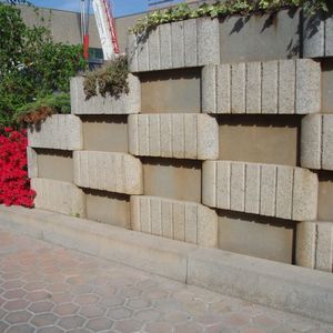 bloc de béton creux / pour clôture de jardin / mur / acoustique