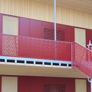 bardage pour façade ventilée / en fibre de bois / lisse / en panneau