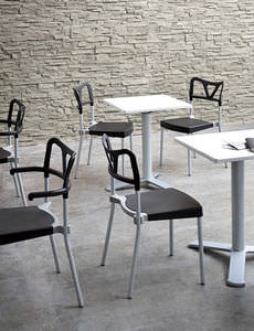chaise de restaurant contemporaine / empilable / en métal