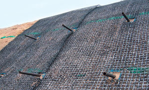 géogrille de renfort / en polyester