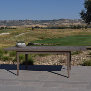 table contemporaine / en teck / rectangulaire / de jardin