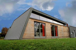bâtiment préfabriqué / pour hôtel / pour restaurant / en bois