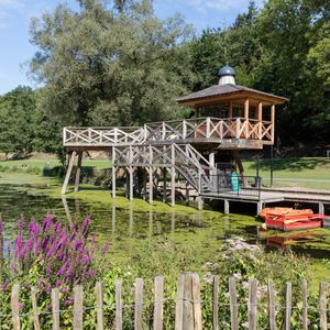 abri de jardin en bois / contemporain