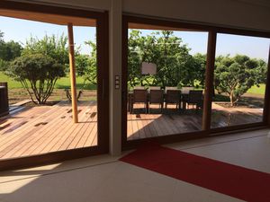 bâtiment préfabriqué / résidentiel / en bois massif / à ossature bois