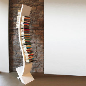 bibliothèque haute / design original / pour bureau / pour chambre d'hôtel