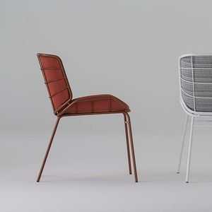 chaise de salle à manger design original / tapissée / en métal / en cuir