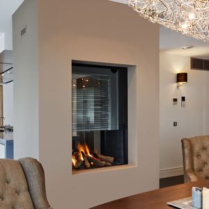 cheminée à bois / à gaz / contemporaine / à foyer ouvert