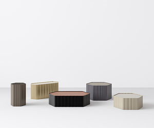 table contemporaine / en verre / en cuir / en linoléum