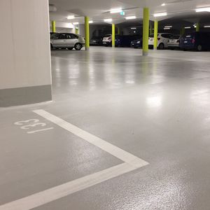 revêtement de sol en enduit / en polyuréthane / pour parking / en dalles