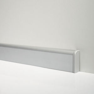plinthe en aluminium / pour cablage électrique