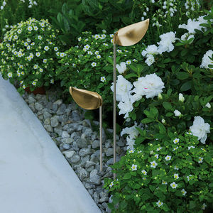 borne d'éclairage de jardin / contemporaine / en aluminium / en acier inoxydable