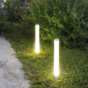 borne d'éclairage urbaine / de jardin / contemporaine / en aluminium