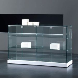 vitrine contemporaine / sur piétement / en verre / basse