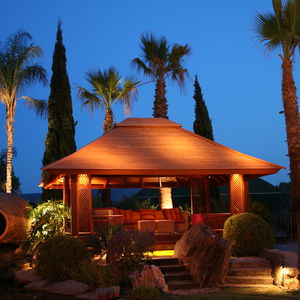 gazebo en merbau / toit en bois / pour bar / pour centre de bien-être