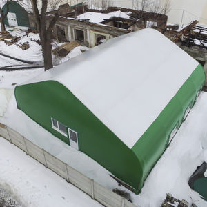 structure tendue sur ossature métallique / pour abri / pour applications industrielles / avec membrane en pvc