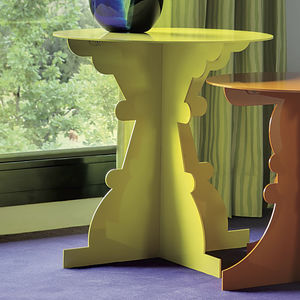 table d'appoint classique / en tôle / ronde / blanche
