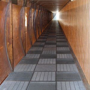 caillebotis en acier galvanisé / pour passerelle / pour sol d'extérieur / pour marche d'escalier