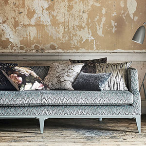tissu d'ameublement / à motif géométrique / en polyester / en viscose